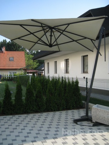 Rabljen vrtni senčnik